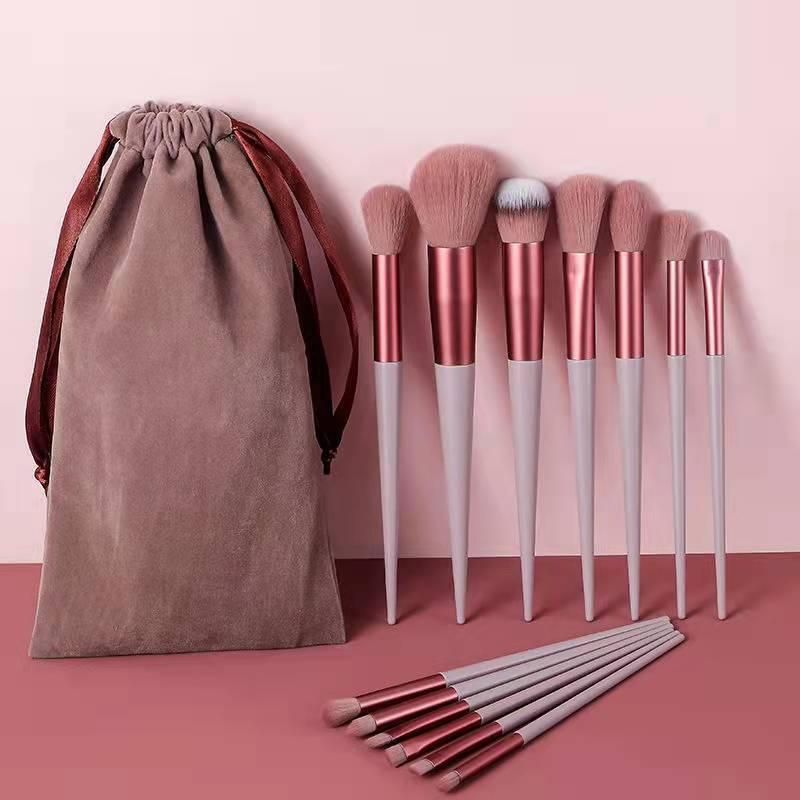 Ultimate 13 Pcs Makeup Brushes Set - Perfect Accessory for Flawless Application