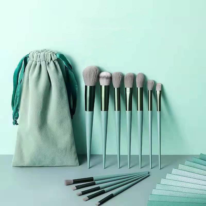 Ultimate 13 Pcs Makeup Brushes Set - Perfect Accessory for Flawless Application